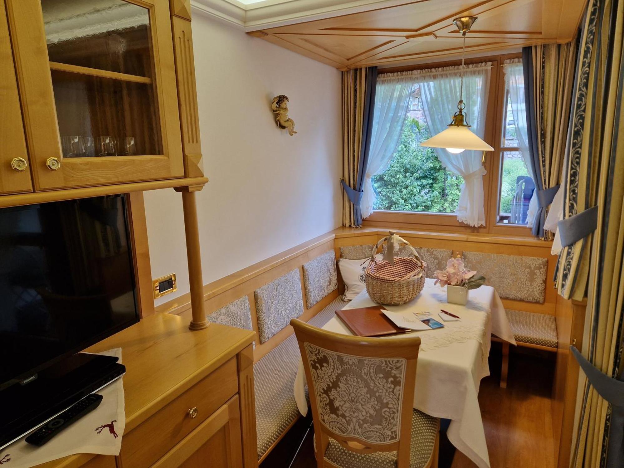 Residence Ciastel Urtijëi Dış mekan fotoğraf