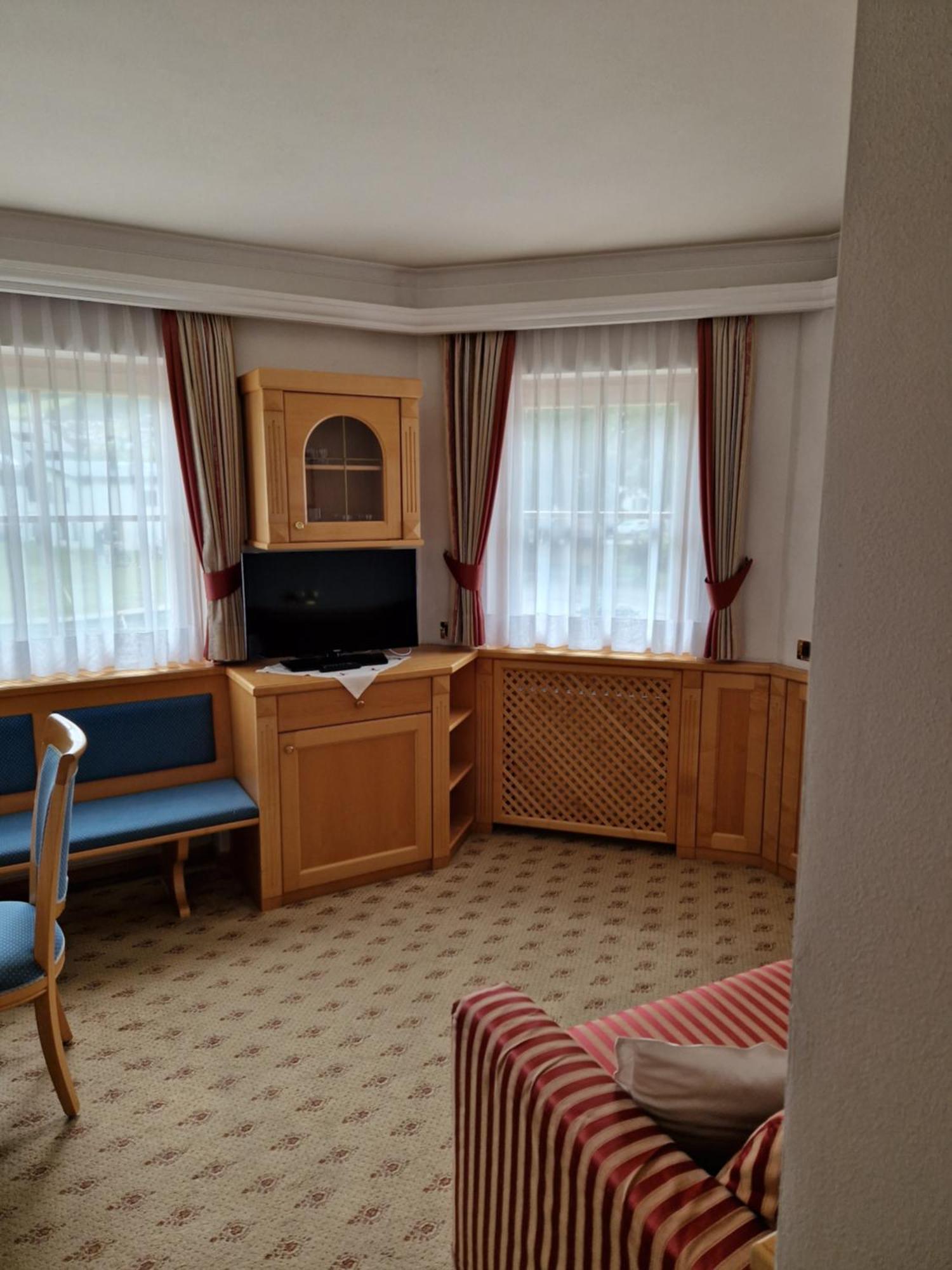 Residence Ciastel Urtijëi Dış mekan fotoğraf