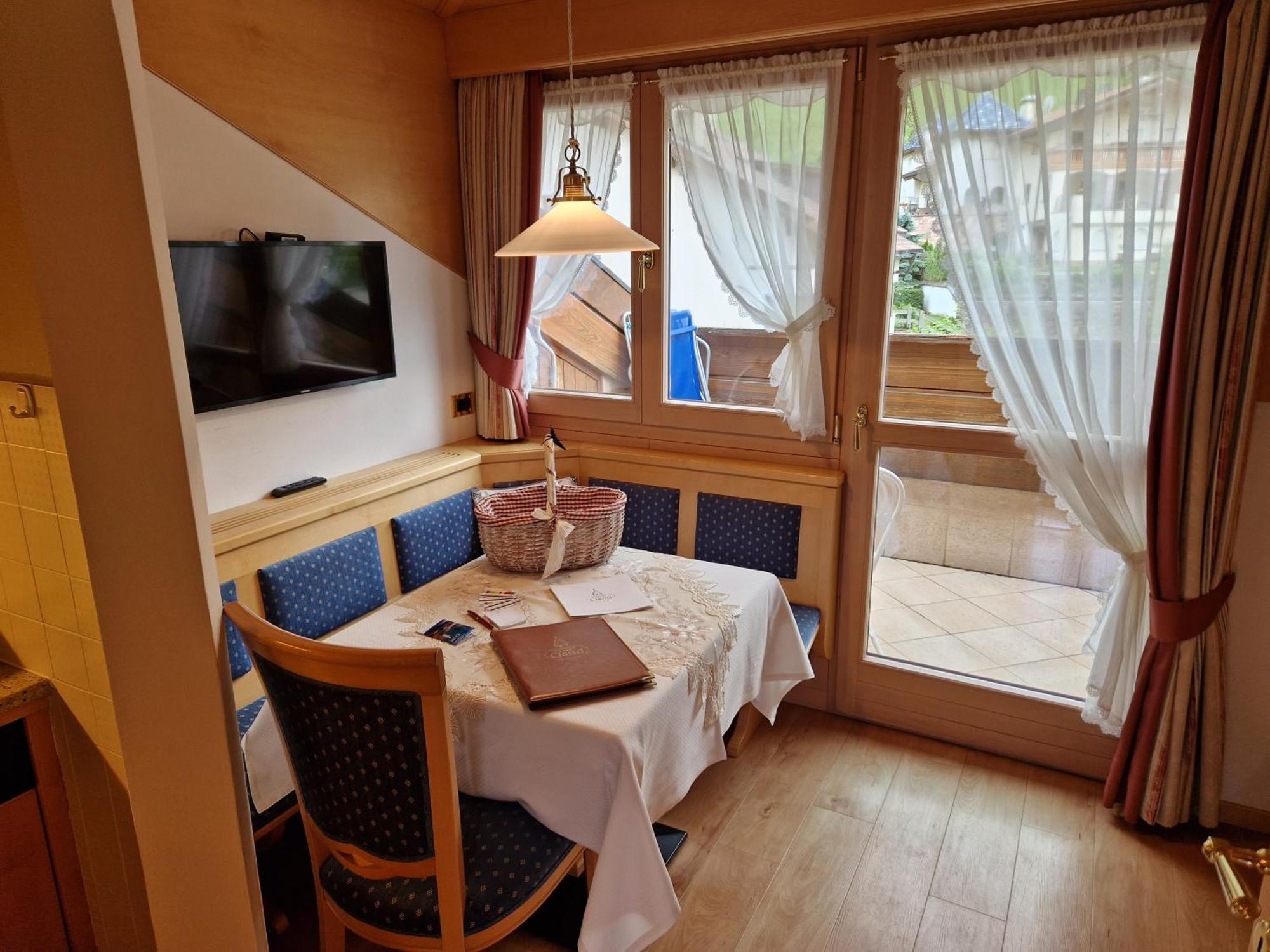 Residence Ciastel Urtijëi Dış mekan fotoğraf